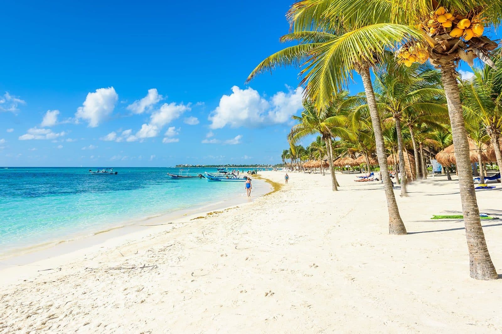 Cancún beach and turquoise water