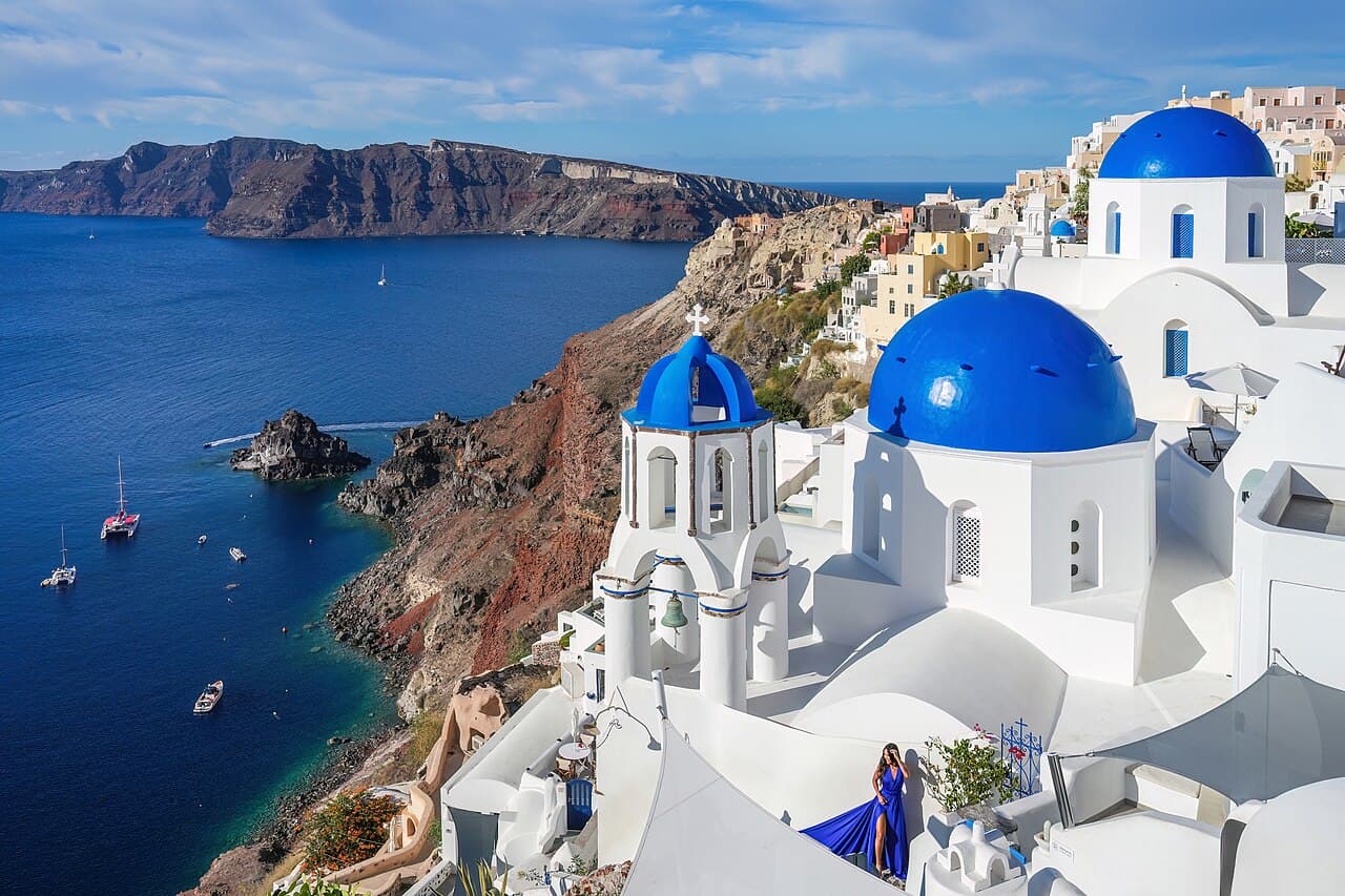 The shoulder-season case for Santorini