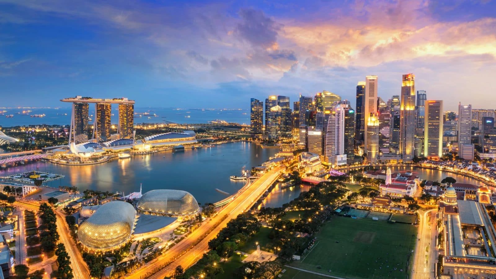 Marina Bay Sands and the Singapore skyline
